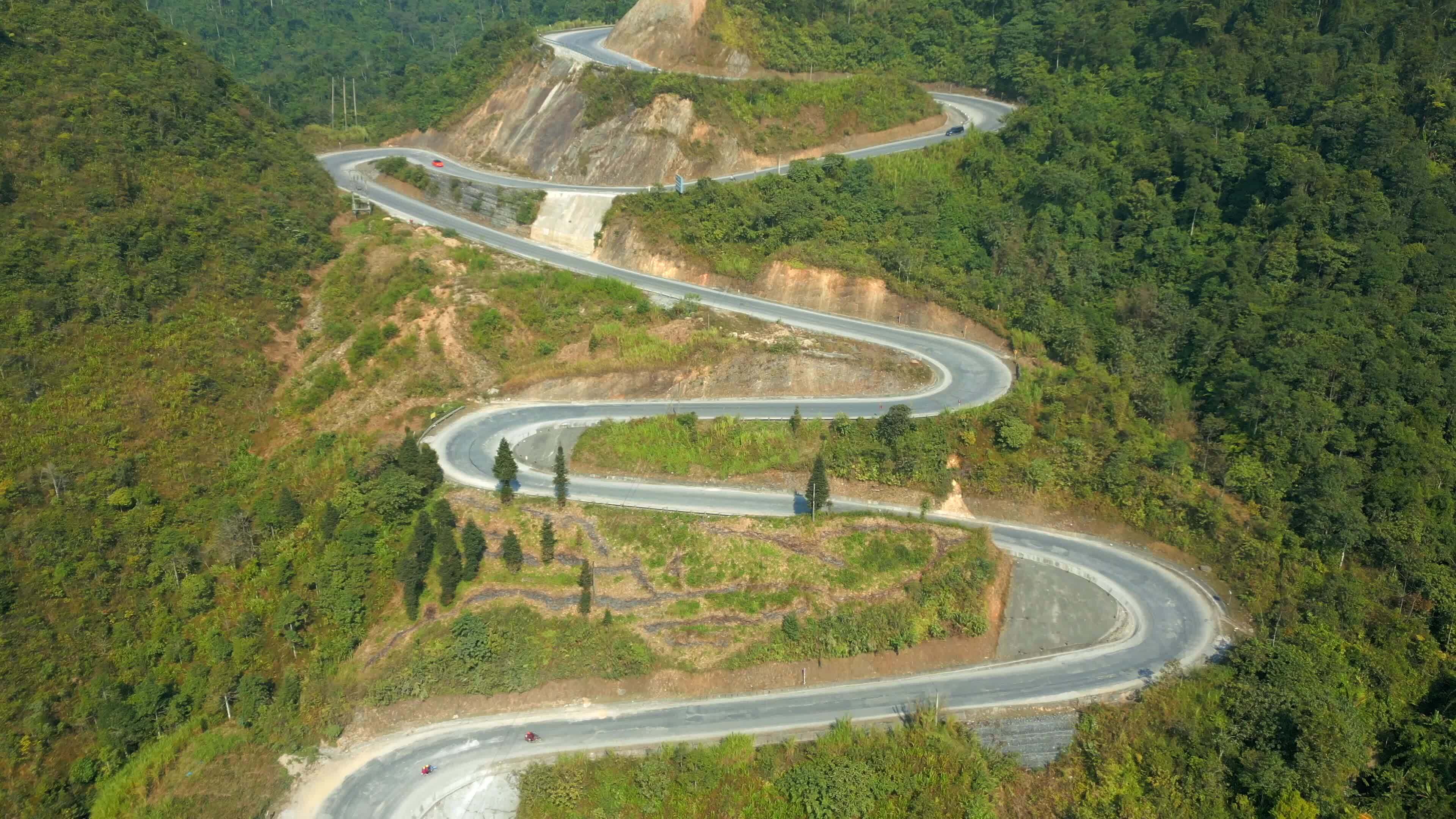 Private car journey from Mai Chau to Yen Tu